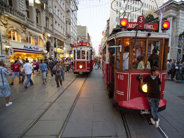 Istiklal ulica - centralna istanbulska ulica
